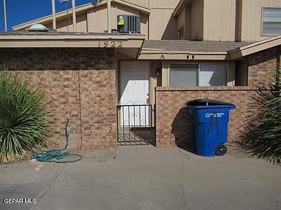2nd image of 1922 Lake Omega St