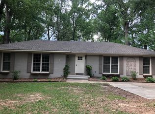121 Kimberly Dr, Auburn, AL 36832