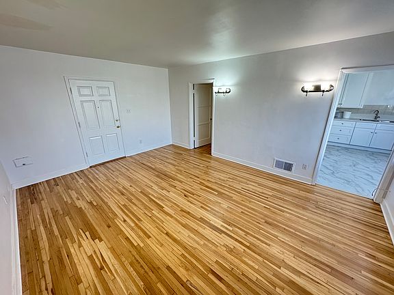 3rd image of 439 N Spaulding Ave #441