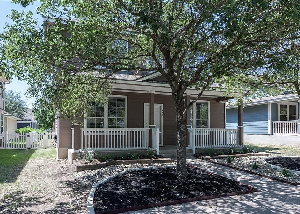 1st image of 1008 Peyton Pl