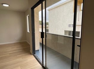 11806 Mayfield Ave APT 202, Los Angeles, CA 90049