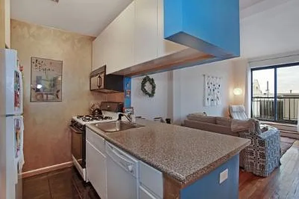 Sold by Corcoran | media 4