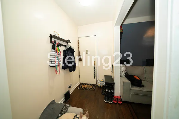 Rented by Sterling Realty Solution Inc | media 8