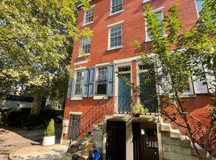 1925 Waverly St, Philadelphia, PA 19146