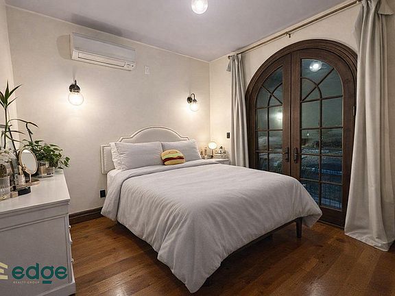 5th image of 254 Palmetto St #2C