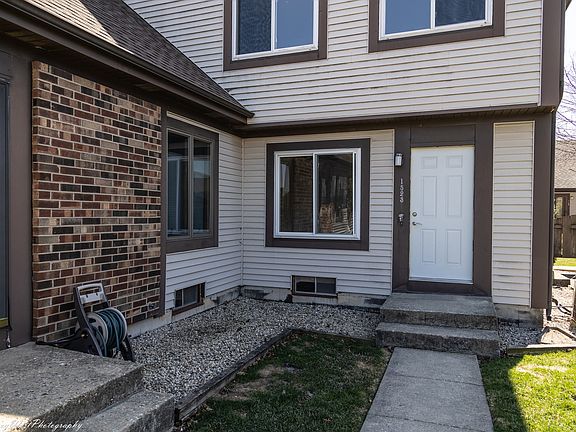 3rd image of 1523 Timberwood Ct #1523