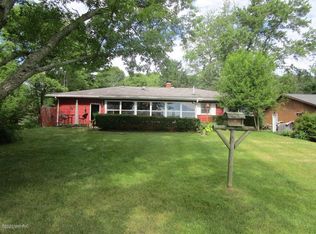 1807 Ferndale Dr, Hillsdale, MI 49242