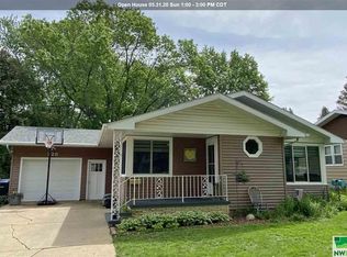 228 9th Ave SE, Le Mars, IA 51031