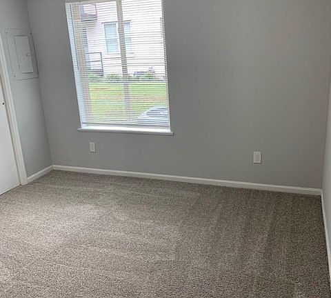 5th image of 411 E 5th St #2