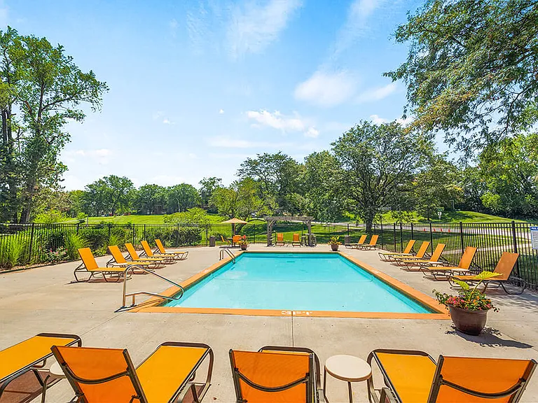 Amazing Pool