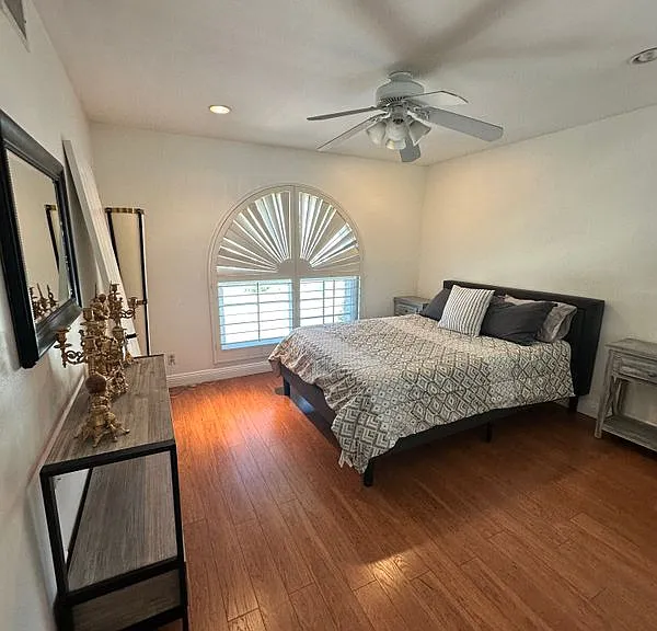 5728 Ridgebrook Dr — Photo 25