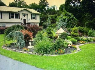 297 Rudetown Rd, Hamburg, NJ 07419