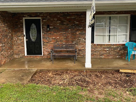 3rd image of 2212 Westwood Dr