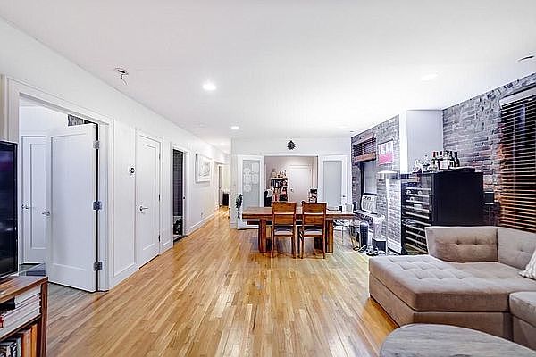 2nd image of 315 W 48th St #2K