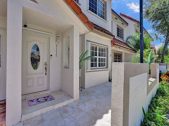 5th image of 9535 NW 42nd Street