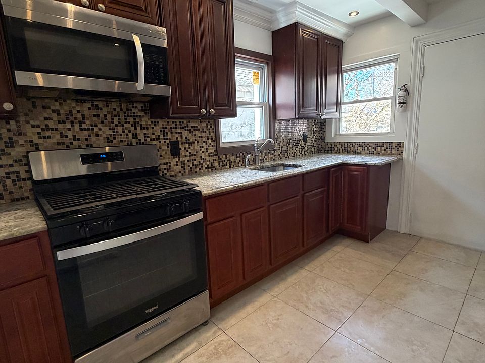 1st image of 380 Cary Ave Floor 2