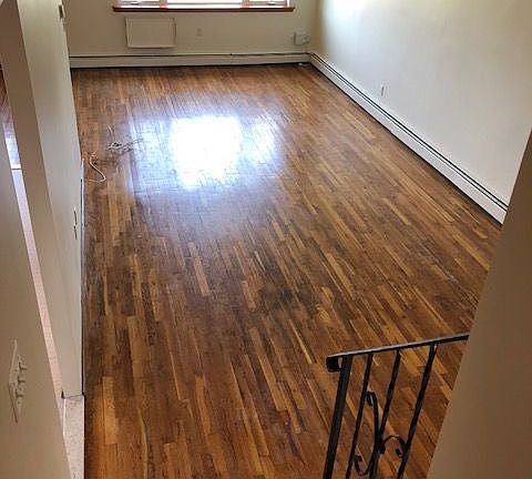 2nd image of 2132 E 70th St APT 2