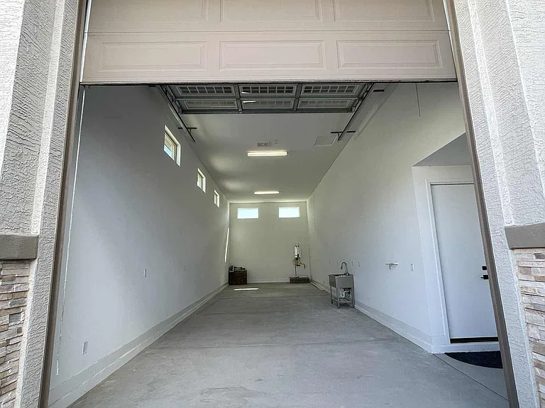 21715 E Lords Way — Photo 119