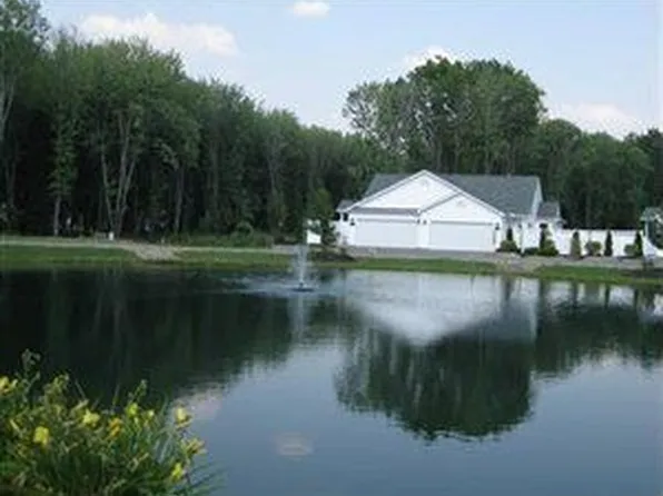 3420 Orchard Ct SE, Warren, OH 44484