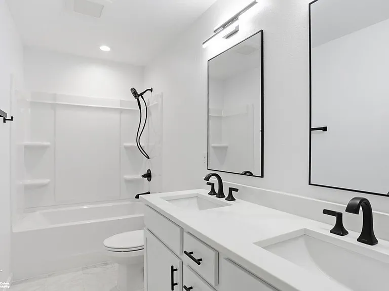 336 W Ashbrook Dr — Photo 53