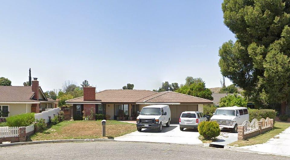 1st image of 4014 Woodland Dr