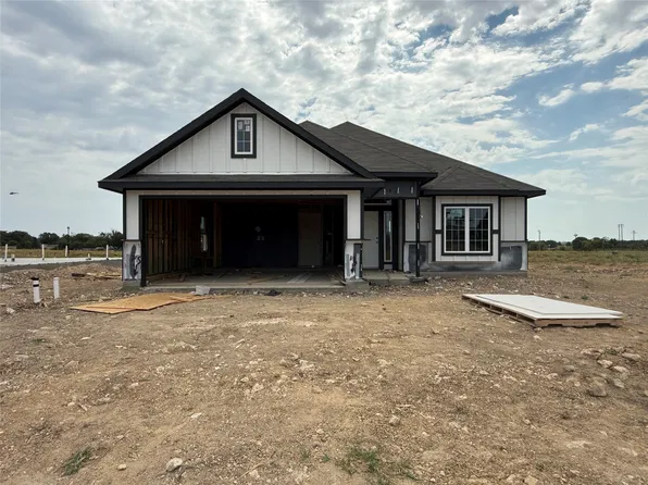 118 Jenjira Way, McGregor, TX 76657