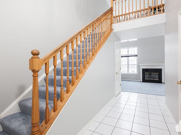 2nd image of 2991 Belle Ln