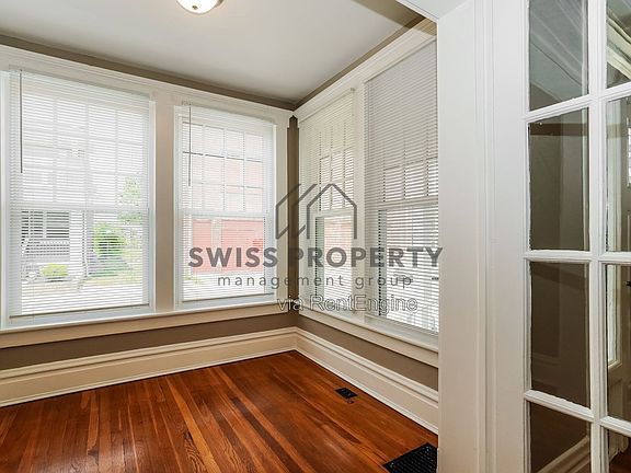5th image of 336 Taylor Ave