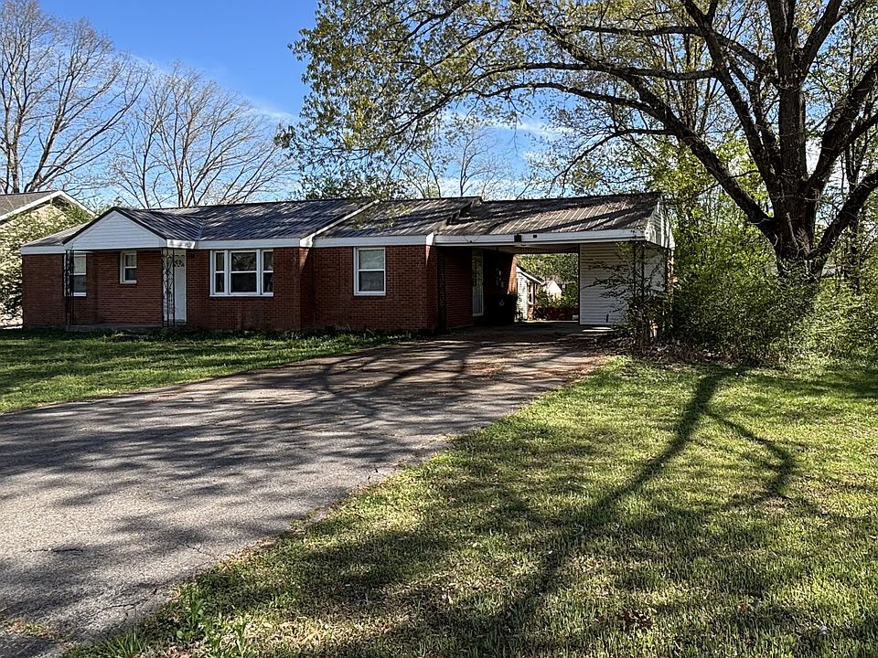 1st image of 454 Carman Ave