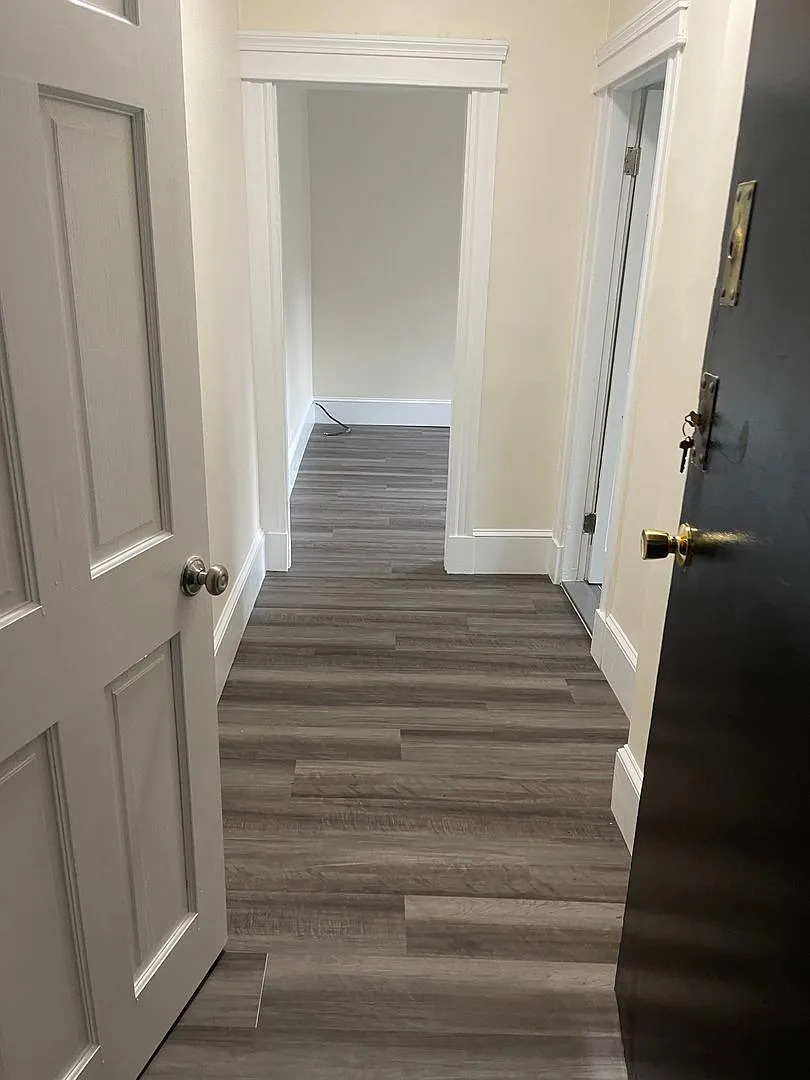 Packards Corner Bu Location Everything included, Best location Nic clean Studio Now 9.1 — Photo 2