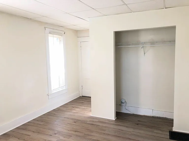 100 W 11th Ave — Photo 6