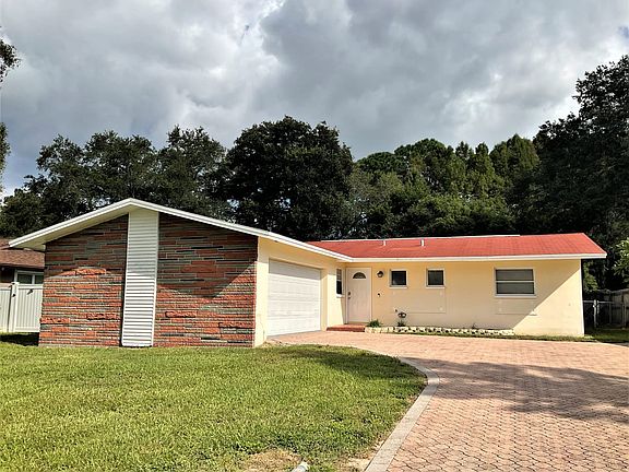 2nd image of 2782 Robinwood Dr