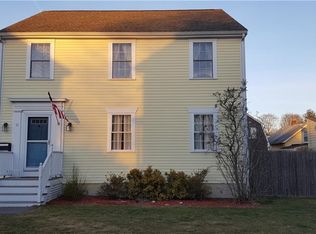 11 Warner Pl, Newport, RI 02840