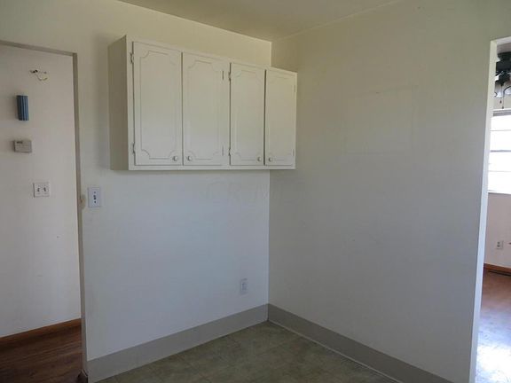 5th image of 1484 Urban Dr