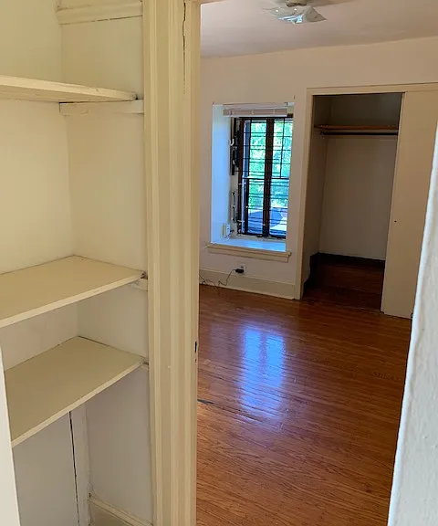 4410 Osage Ave #3R — Photo 8