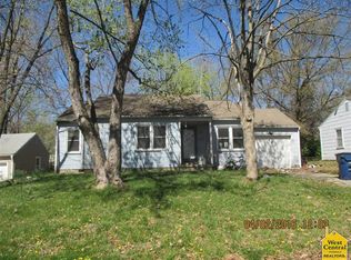 404 10th Ter, Warrensburg, MO 64093