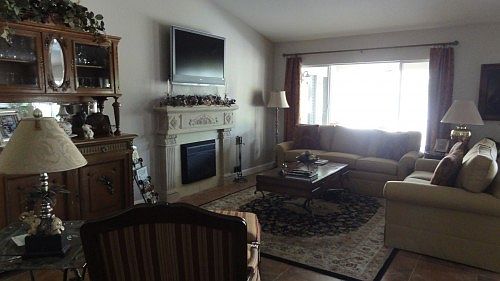 3rd image of 15007 W Fairmount Ave