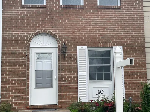 10 King Charles Cir #10, Baltimore, MD 21237