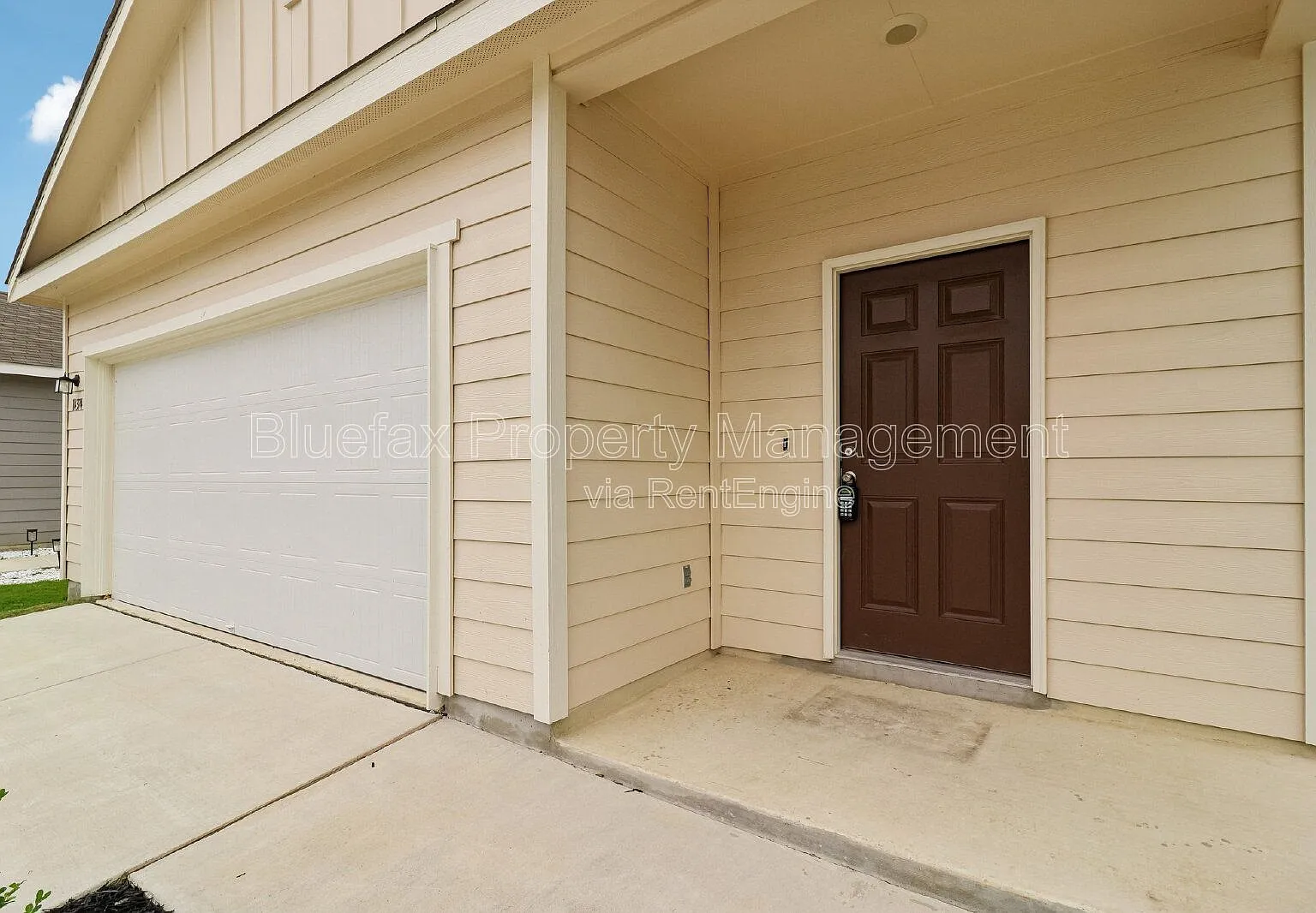 3 bed, 2.0 bath, 1405 sqft, $1,695 — Photo 4