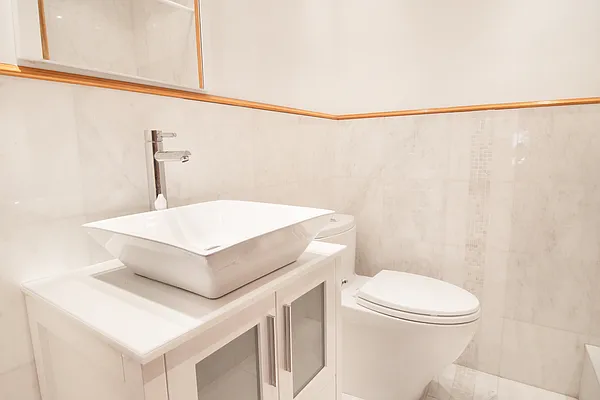 Rented by WAM Partners - William Moses Co. | media 36