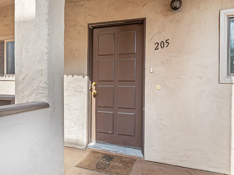 2514 Clairemont Dr #205 — Photo 16