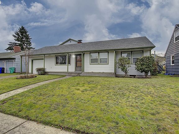 3rd image of 9234 SE Salmon St