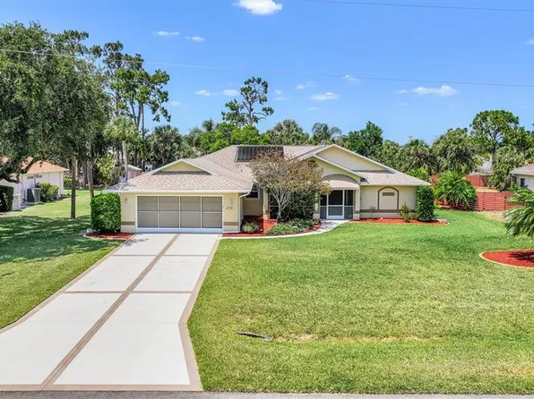 6731 Blake Pledger Ct, North Fort Myers, FL 33917