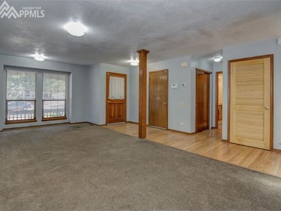 1st image of 8345 Avens Cir