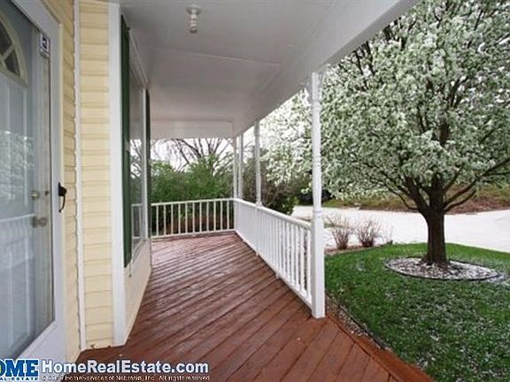 5th image of 5708 Bancroft Ave
