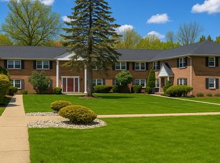 213 N Maple Ave #213, Park Ridge, NJ 07656