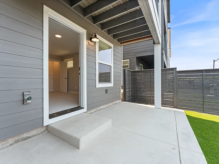 16457 NW Liberty St #1 — Photo 45