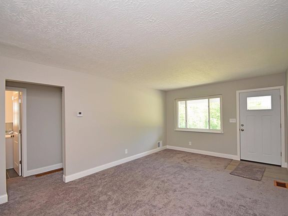 4th image of 247 Forestwood Dr