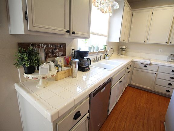 5th image of 11771 Grotto Hills Ln