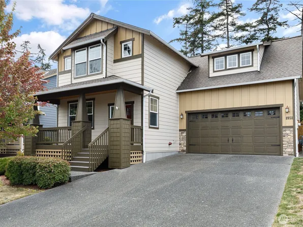 1851 SW Downfield Way, Oak Harbor, WA 98277